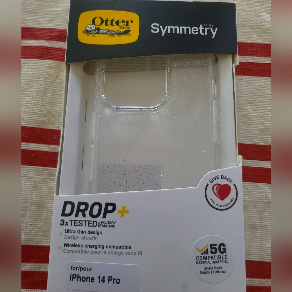 Iphone 14 pro clear glitter otter box
